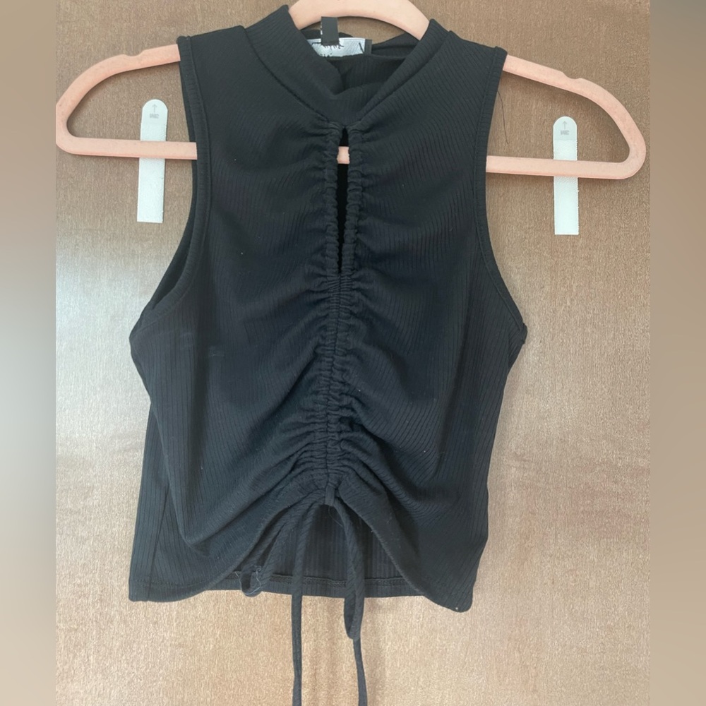 Lulus black crop top